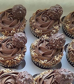 Hazelnutty Ferrero Rocher Cupcakes