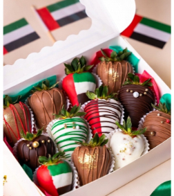 Homeland Glow Dipped Strawberries