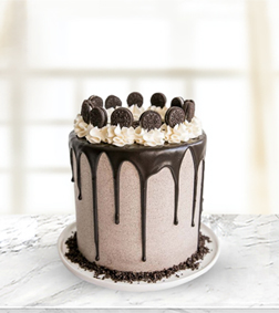 Oreo Chocolate Drip Cake