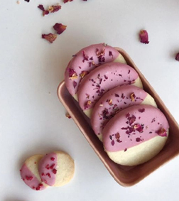 Rosy Shortbread Cookies