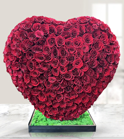 Sincerely Yours Heart Bouquet