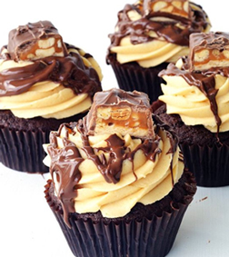 Snickers Chocolate Cupcakes