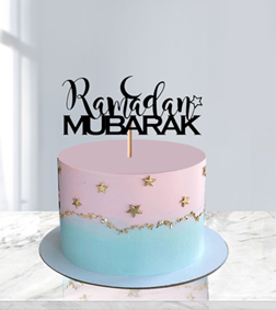 Starry Ramadan Mubarak Cake