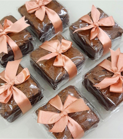 Sweet Peach Fudge Brownies