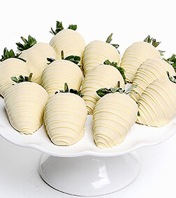 Dreamy White Chocolate Covered Strawberries