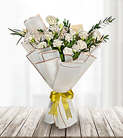 White Lisianthus Elegance