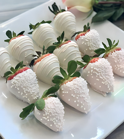 Wintry Dipped Strawberries