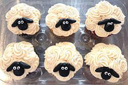 Sheep Themed Eid Cupcakes